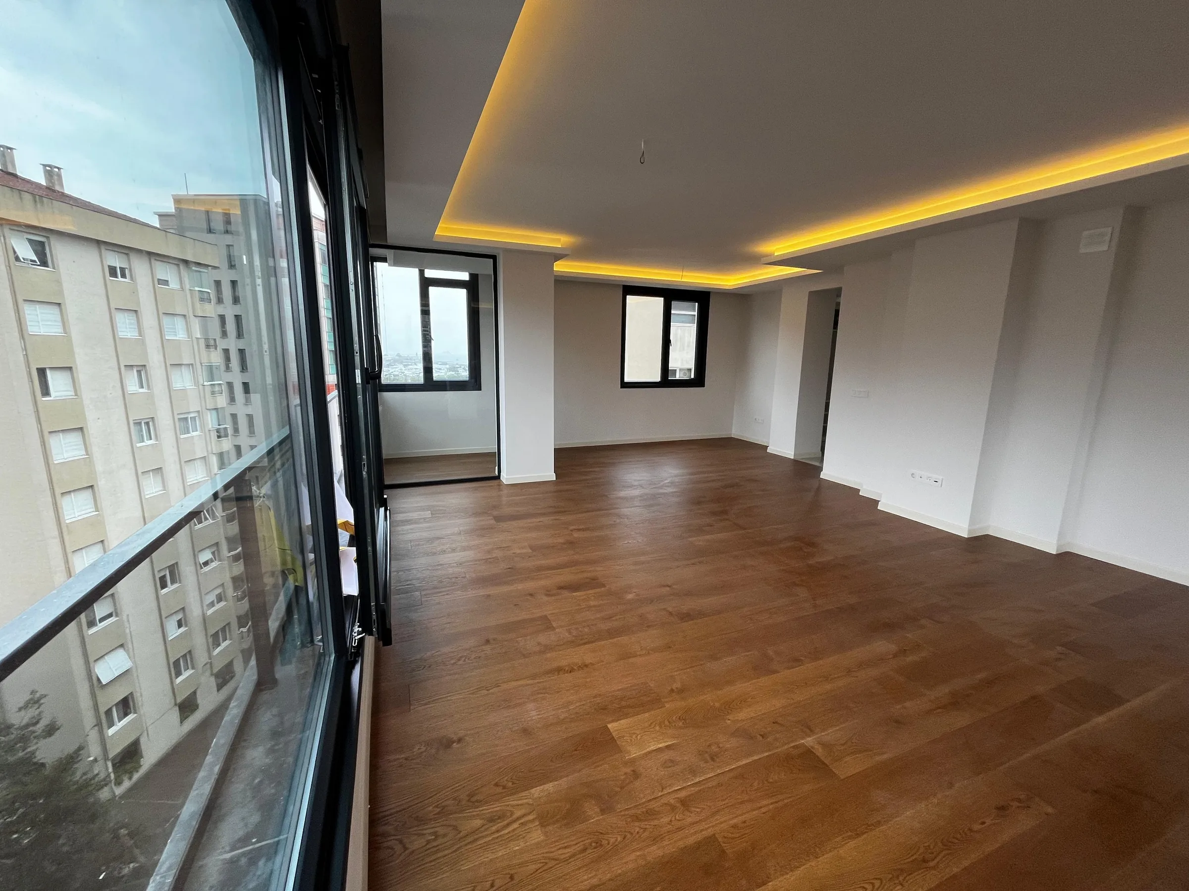 Kalamış 3+1 satılık daire portföy fotoğrafı — görünüm 2