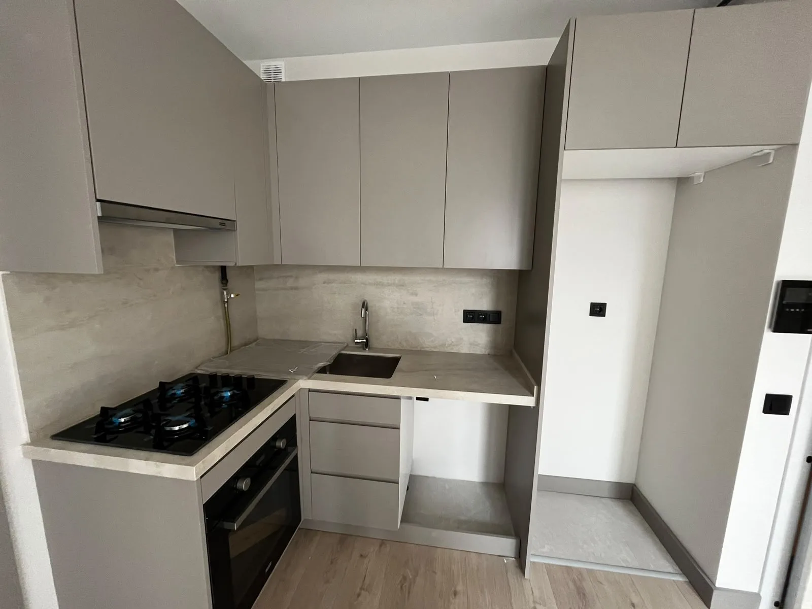 Kazasker Şakacı Sokak'ta kiralık 1+1 daire – fotoğraf 3