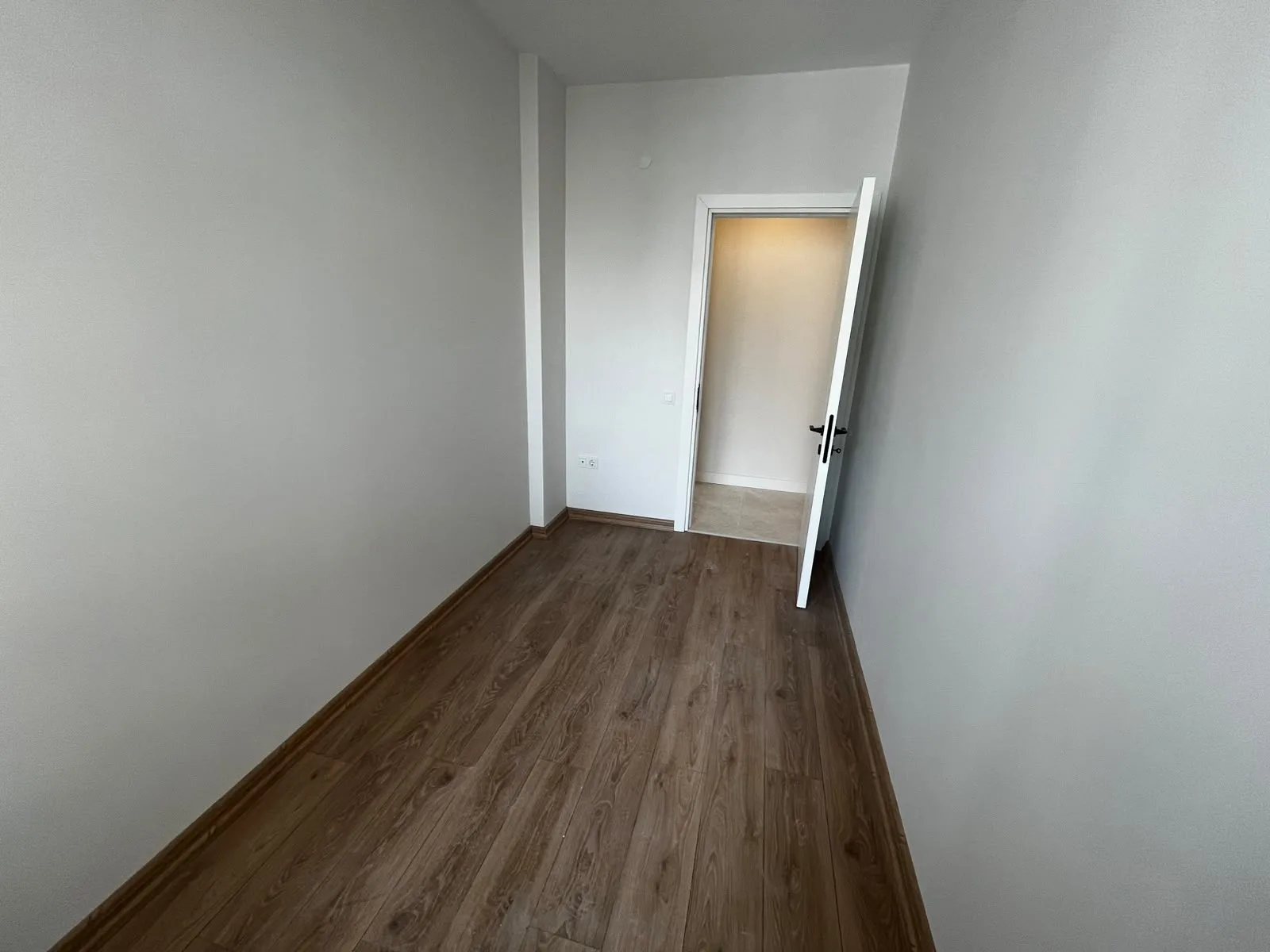 Kadıköy Kozyatağı Şakacı Sokak 90 m² net 3+1 kiralık daire portföy fotoğrafı